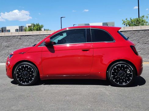 Used 2024 FIAT 500 e (RED) FWD image 5