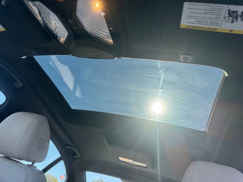 Used 2017 BMW 530i xDrive image 7