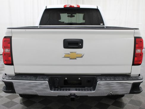 Used 2019 Chevrolet Silverado 1500 LT AWD/4WD image 26