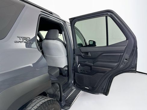 Used 2025 Toyota 4Runner TRD Off-Road image 28