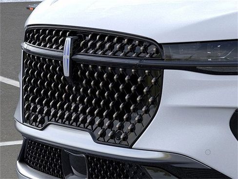 New 2026 Lincoln Nautilus Black Label AWD/4WD image 17