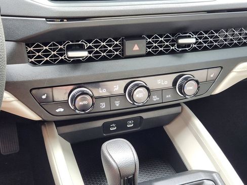 Used 2023 Honda Accord EX image 21