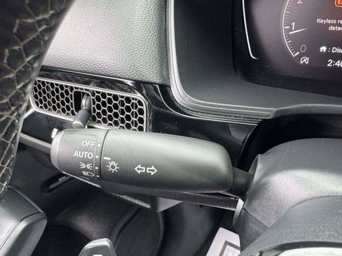 Used 2023 Honda Civic Sport image 27