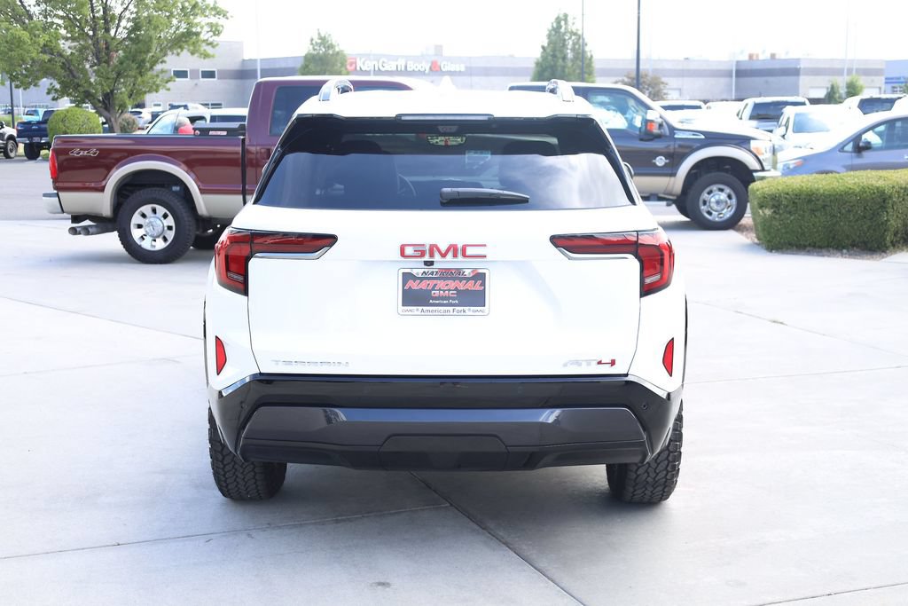 New 2027 GMC Terrain AT4 w/ Convenience Package III AWD/4WD image 5