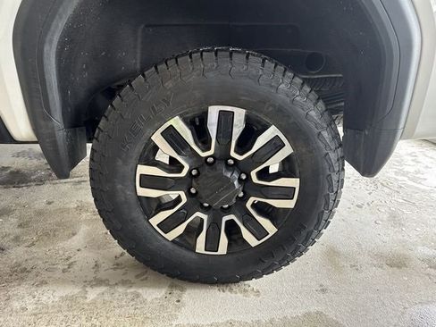 Certified 2024 GMC Sierra 2500 Denali Ultimate image 34