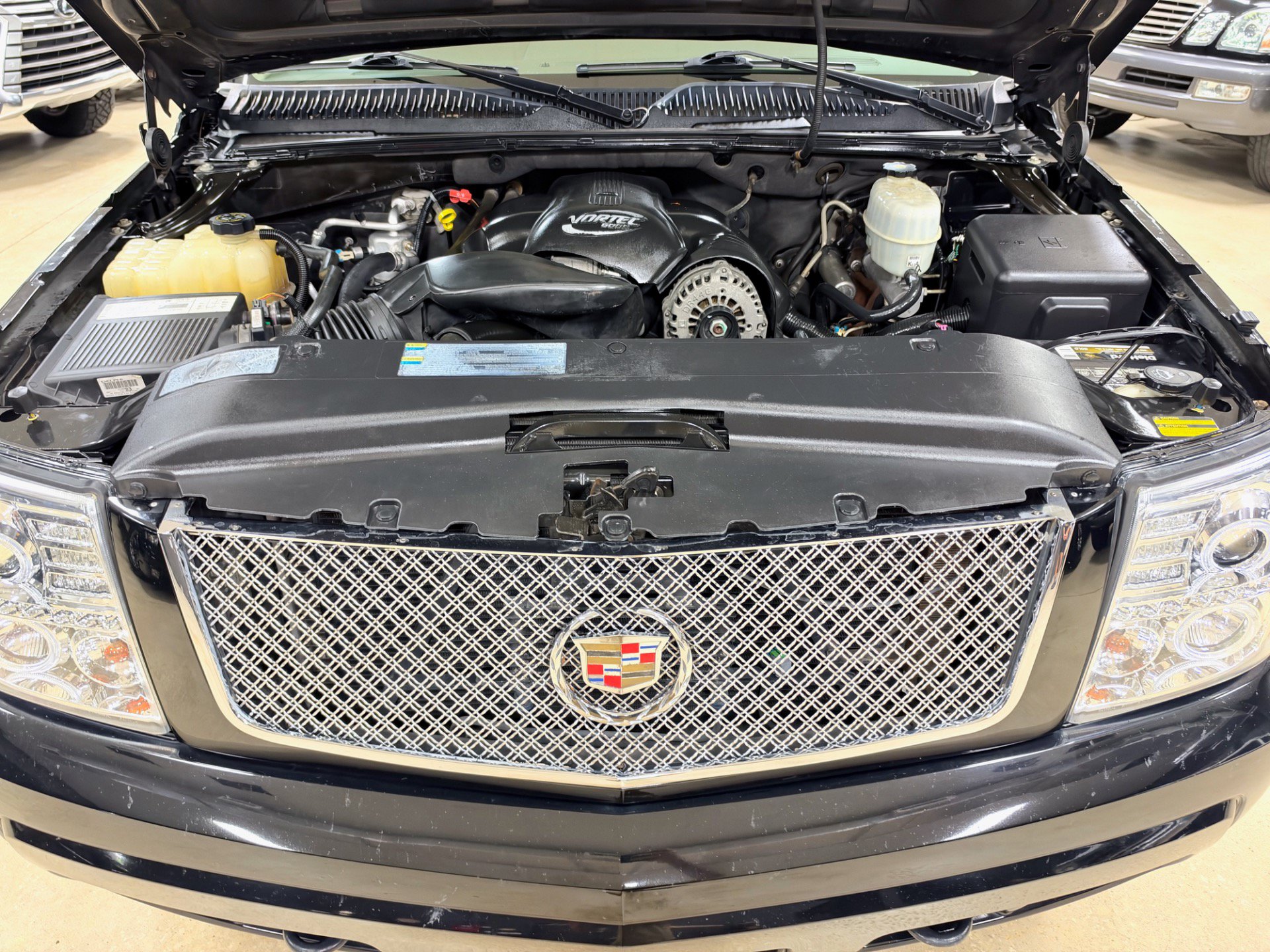 Used 2005 Cadillac Escalade EXT AWD/4WD image 28