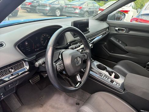 Used 2023 Honda Civic Sport image 17