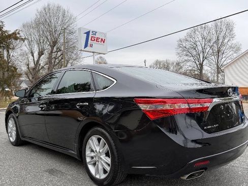 Used 2013 Toyota Avalon XLE image 8