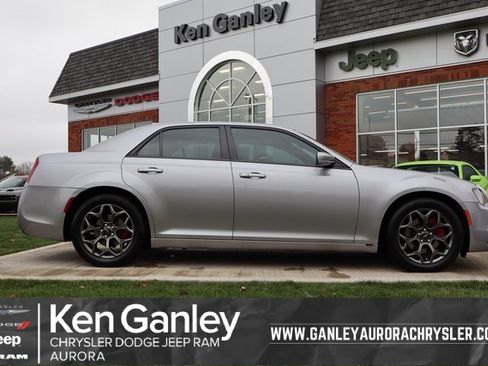 Used 2018 Chrysler 300 S w/ 300S Premium Group image 1