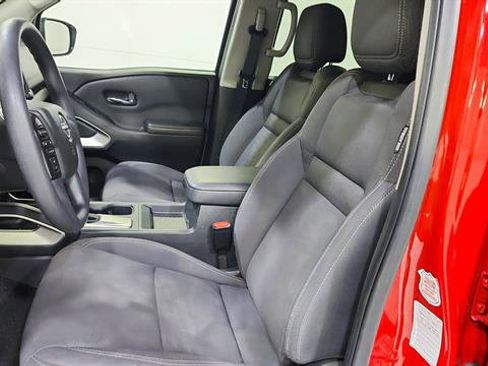 Used 2022 Nissan Frontier SV RWD image 14