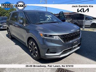 Certified 2024 Kia Carnival EX