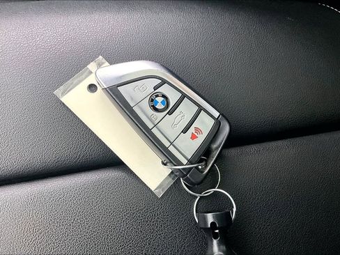 Used 2023 BMW X6 xDrive40i w/ Premium Package image 12