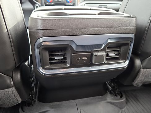 Used 2022 Chevrolet Silverado 2500 High Country w/ Z71 Off-Road Package image 25