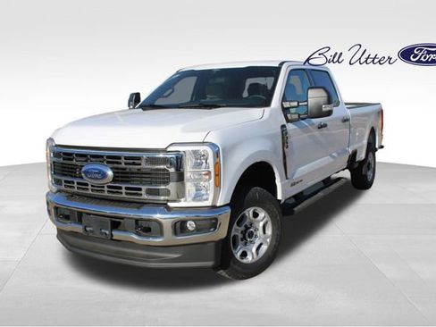 New 2026 Ford F350 XLT w/ FX4 Off-Road Package image 1