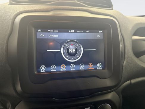 Used 2020 Jeep Renegade Trailhawk AWD/4WD image 15