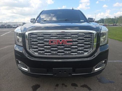 Used 2019 GMC Yukon Denali w/ Denali Ultimate Package AWD/4WD image 5