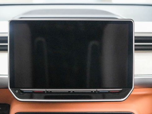 New 2025 Volkswagen ID. Buzz Pro S Plus AWD/4WD image 16
