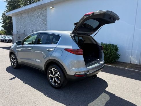 Used 2021 Kia Sportage LX AWD/4WD image 11