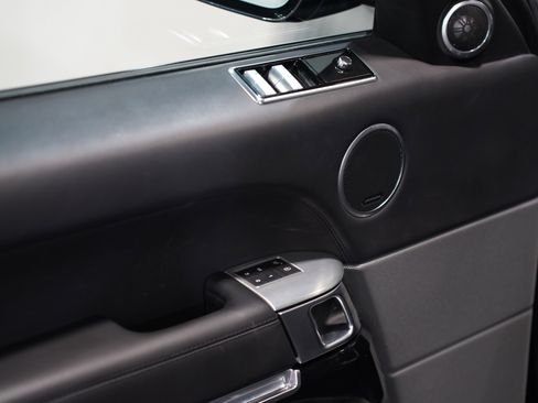 Used 2018 Land Rover Range Rover Sport SVR image 22