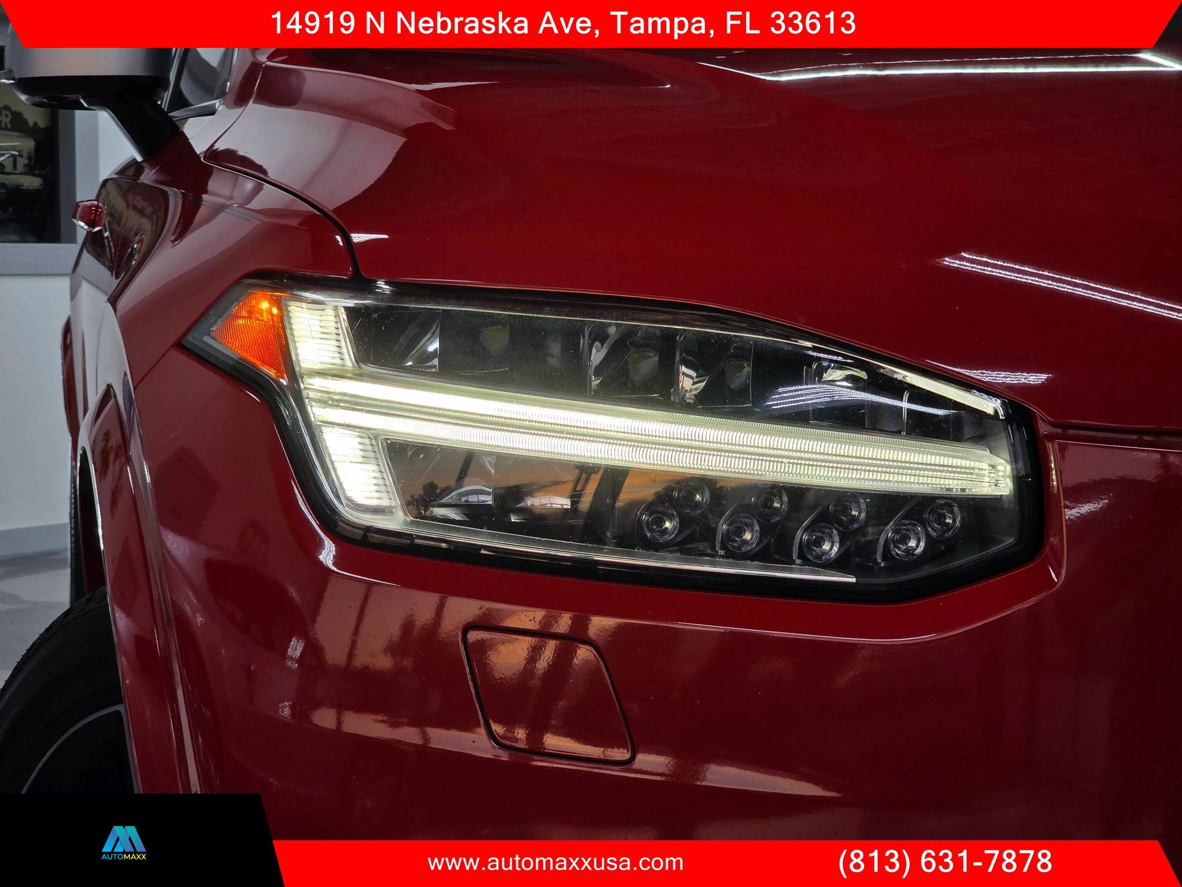 Used 2016 Volvo XC90 T6 R-Design w/ Protection Package Plus AWD/4WD image 7