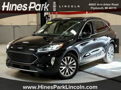 Used 2020 Ford Escape Titanium w/ Titanium Premium Package 2.0 AWD/4WD image 1