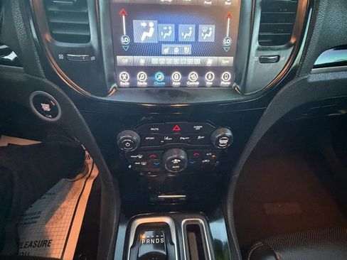 Used 2017 Chrysler 300 S w/ Safetytec Plus Group image 31