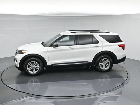 Certified 2023 Ford Explorer XLT w/ Equipment Group 202A RWD image 48