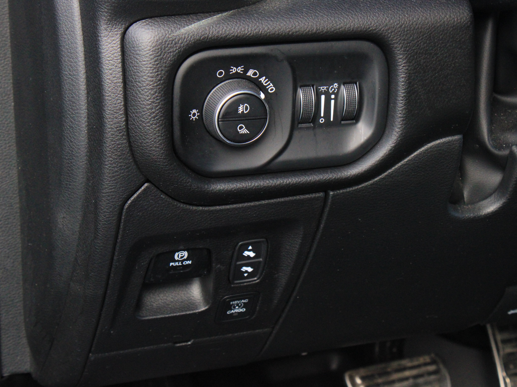 Used 2025 RAM 1500 RHO w/ Bed Utility Group AWD/4WD image 18