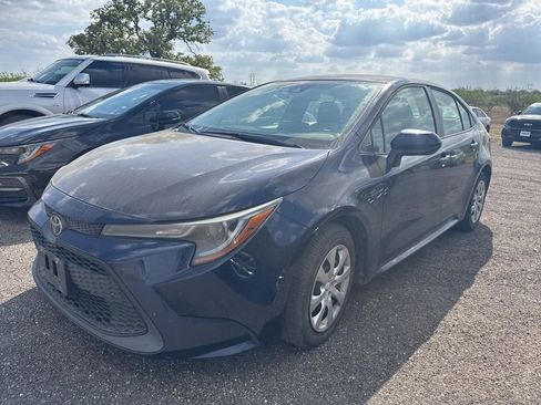 Used 2022 Toyota Corolla LE image 1