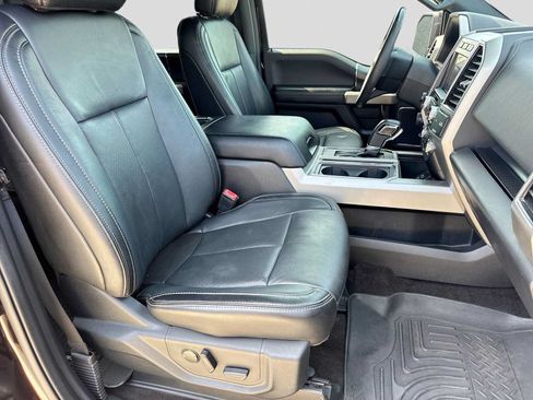 Used 2020 Ford F150 Lariat w/ Equipment Group 502A Luxury AWD/4WD image 21