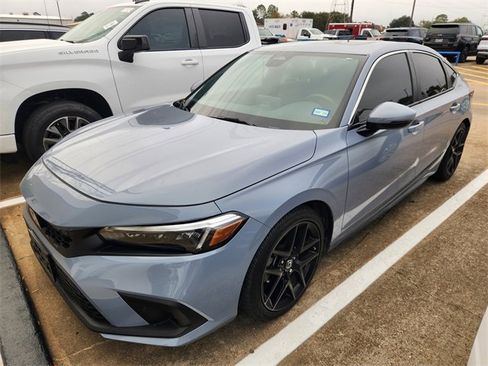 Used 2024 Honda Civic Sport Touring image 3