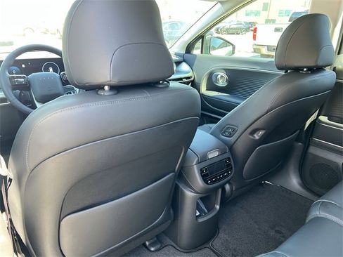 New 2026 Hyundai Ioniq 9 SEL image 21