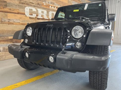 Used 2017 Jeep Wrangler Unlimited Sport image 8