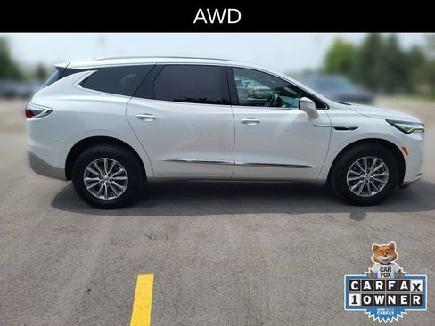Used 2023 Buick Enclave Essence AWD/4WD image 6