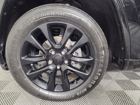 Used 2020 Jeep Grand Cherokee Altitude RWD image 8