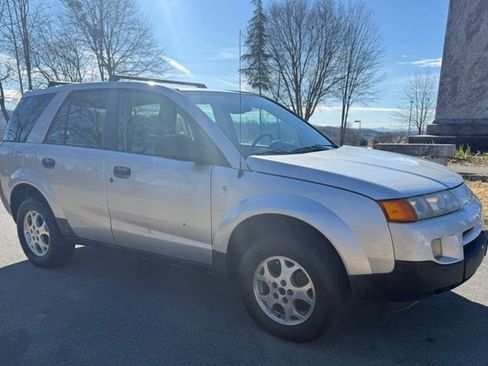Used 2003 Saturn Vue AWD V6 image 3
