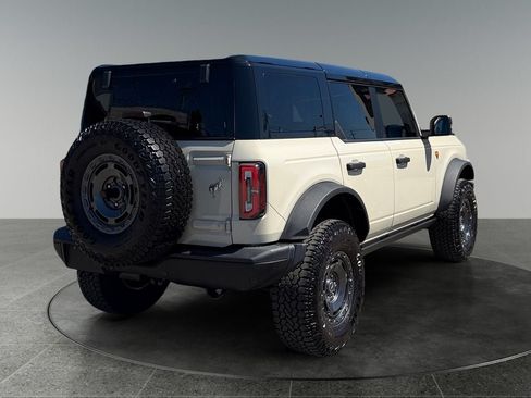 Used 2025 Ford Bronco Badlands AWD/4WD image 9
