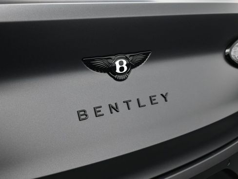 New 2026 Bentley Bentayga Speed AWD/4WD image 14