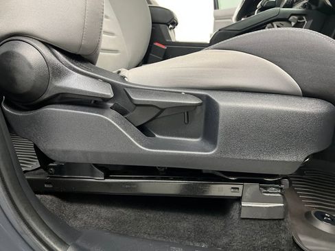 Used 2024 Toyota Tacoma TRD Sport RWD image 33