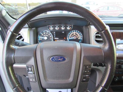 Used 2012 Ford F150 Lariat w/ Lariat Chrome Pkg image 12