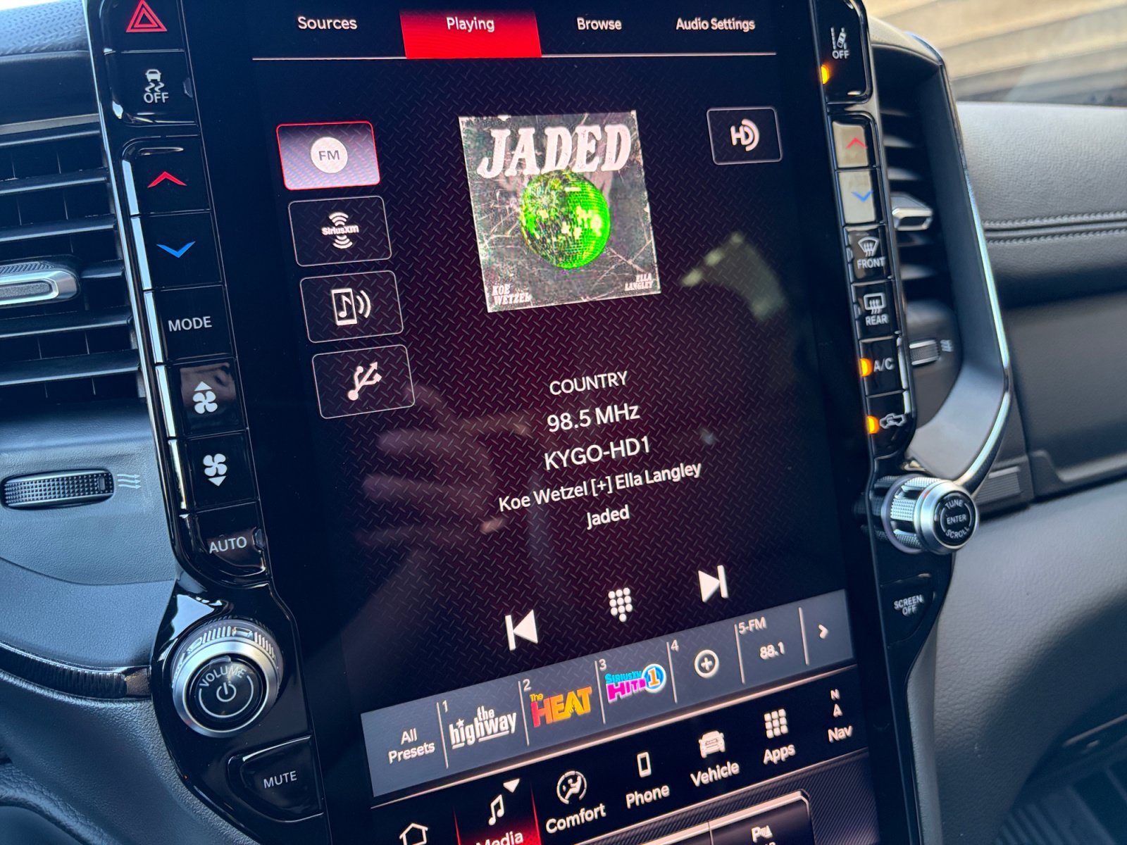 New 2027 RAM 1500 Rebel AWD/4WD image 22