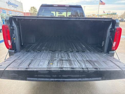 Used 2020 GMC Sierra 1500 SLT w/ SLT Premium Package image 29