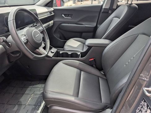 Used 2024 Hyundai Kona Limited FWD image 10