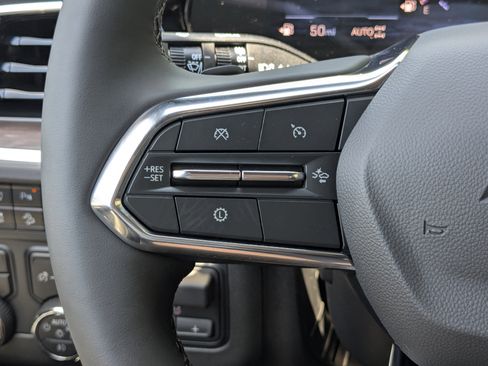 New 2025 Chevrolet Suburban Premier w/ Sun And Tow Package image 10