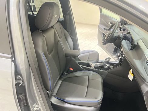 New 2026 Buick Encore GX Sport Touring w/ Comfort Package FWD image 22