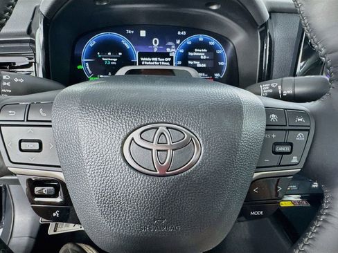New 2026 Toyota Camry XLE AWD/4WD image 15