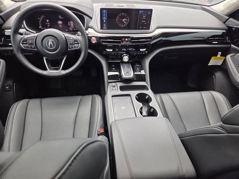 Used 2025 Acura MDX FWD image 9