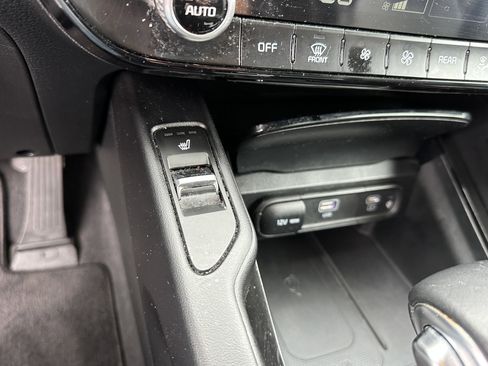 Certified 2024 Kia Telluride S FWD image 27
