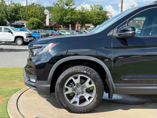 Used 2023 Honda Passport TrailSport image 12
