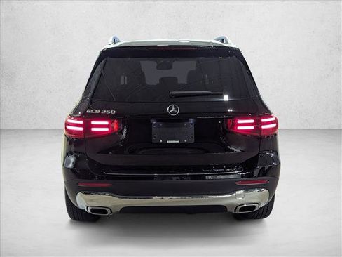 Used 2026 Mercedes-Benz GLB 250 image 7